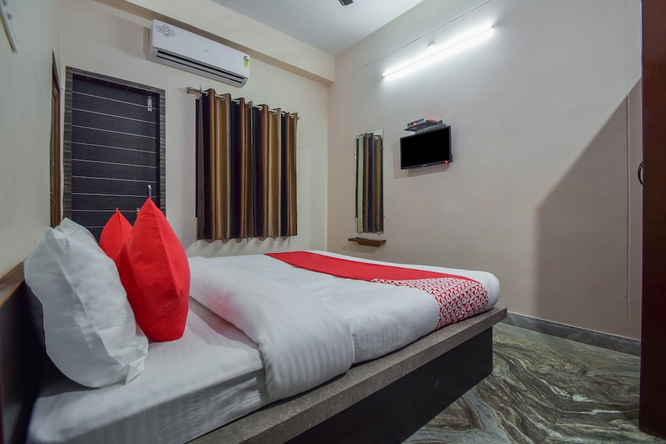 OYO 29879 Hotel Midtown, Chittorgarh, Chittorgarh