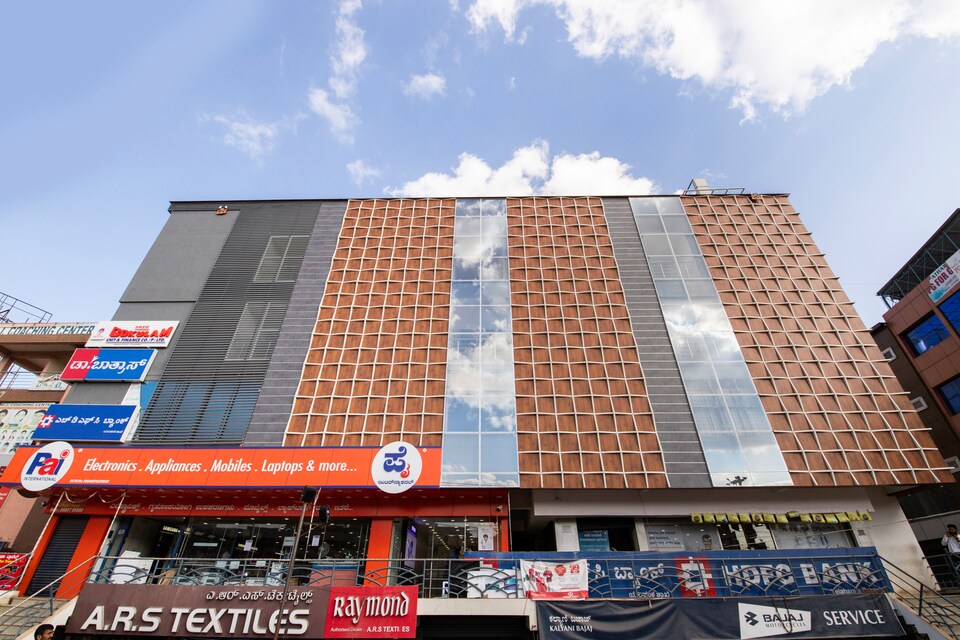 Capital O 29885 Hotel Champion Gateway, Yehalanka Bangalore, Bangalore