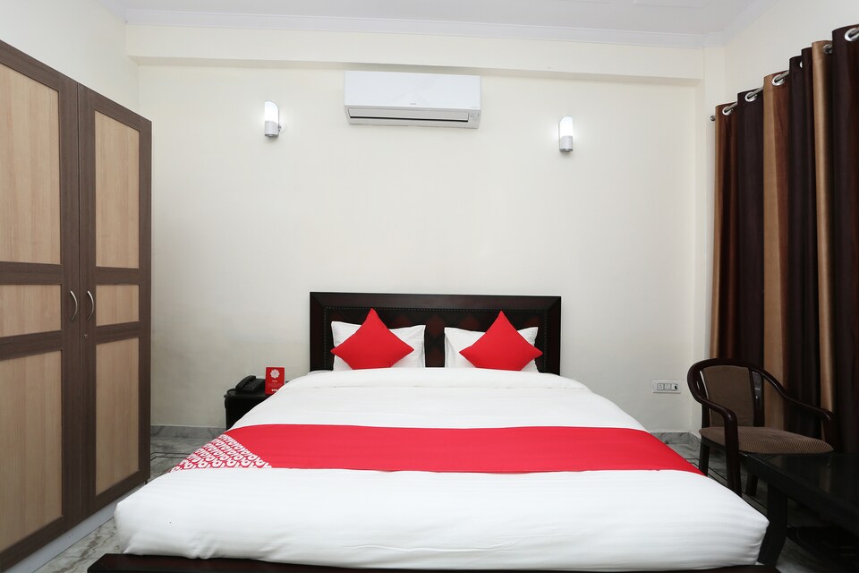 OYO 29890 Kapeeshwar Residency, Greater Noida, Noida