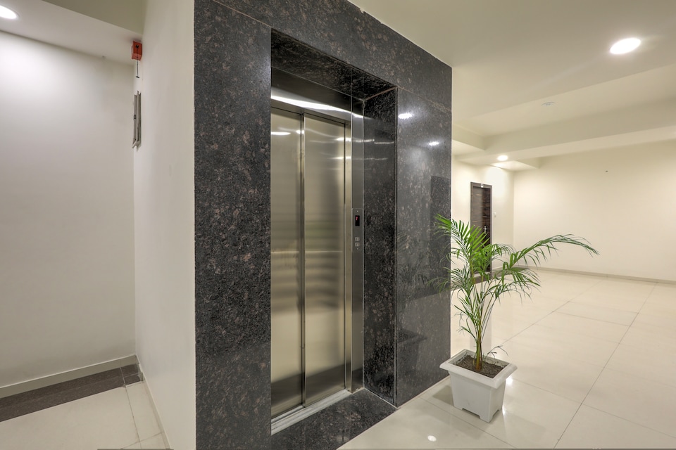 Capital O 29892 Hotel Shree Meghdootam , Ayudha Bypass, Bhopal