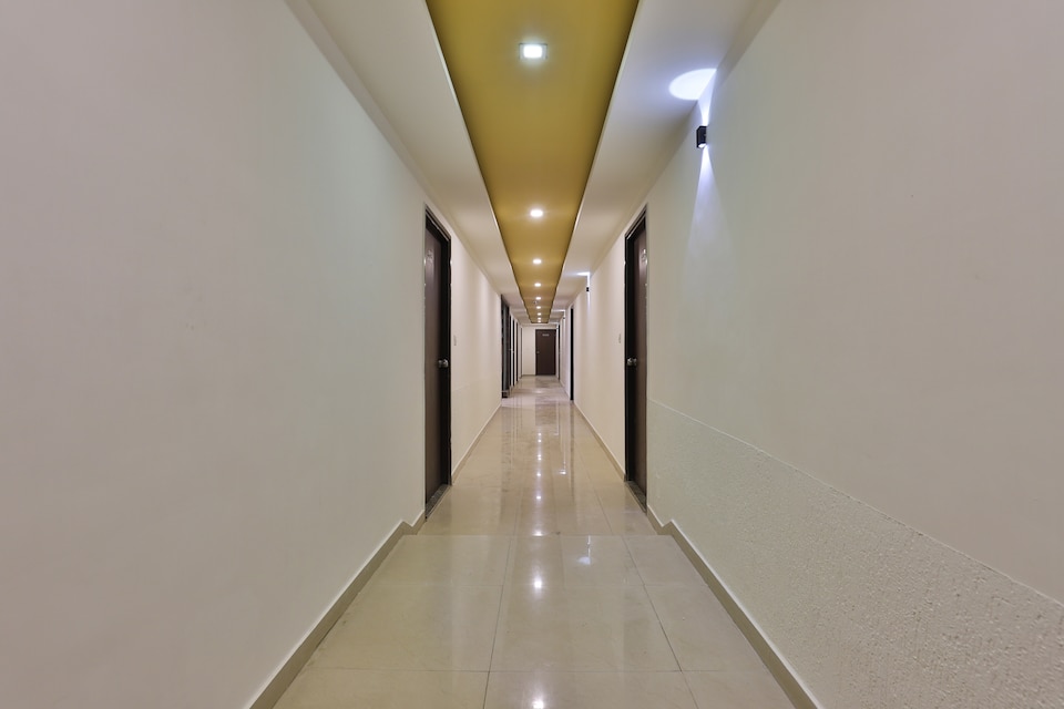 OYO 3433 Hotel Royal Hill, Kalol Gandhinagar, Gandhinagar