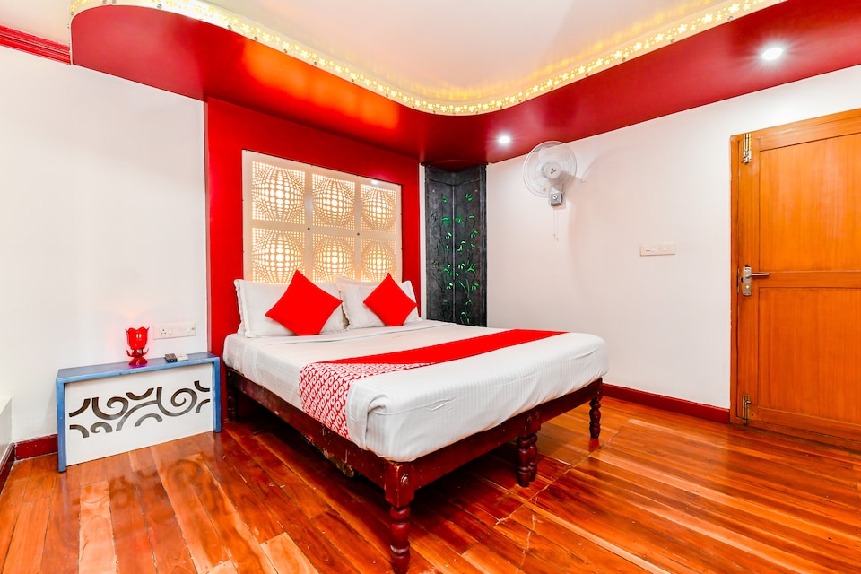 OYO 29943 EGC 3 BHK Deluxe, Alappuzha Backwaters, Punnamada Alleppey
