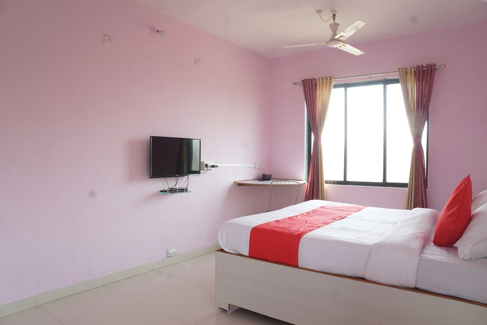 OYO 29945 Sneha Lodge & Hotel, Alibag- Kashid- murud, Alibag