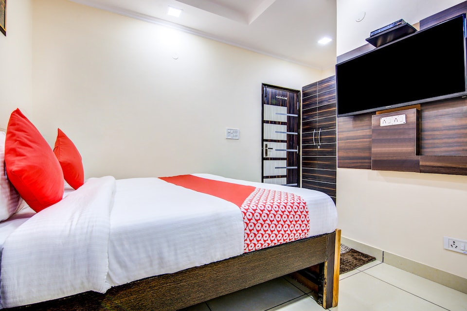 OYO 29949 My H Rooms, Karol Bagh Delhi, Delhi
