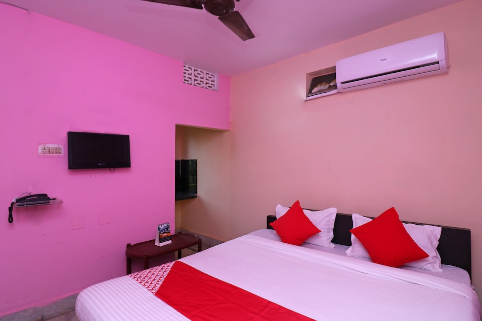 OYO 29959 Ashoka Royal, Baliapanda Puri, Puri