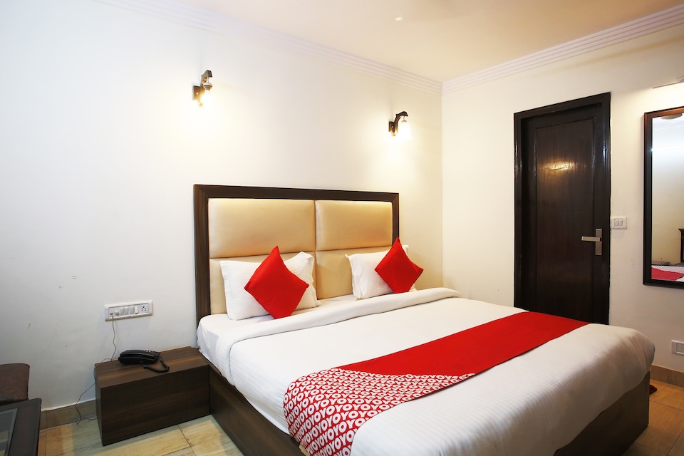 Hotel O South Continental, Greater Kailash Delhi, Delhi