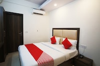 Hotel O South Continental