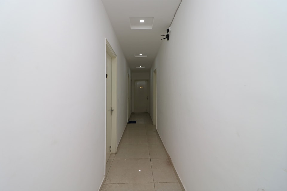 Hotel O Happy Feet Guest, Rajpur Road Dehradun, Dehradun