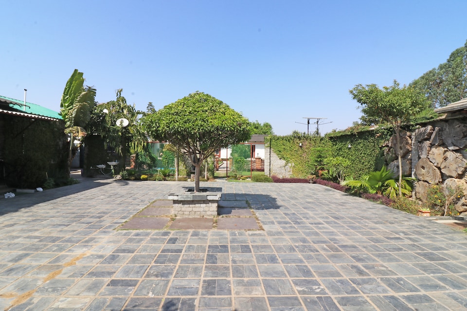 OYO 29996 Samriddhi Highway Inn, Shantiniketan, Shantiniketan