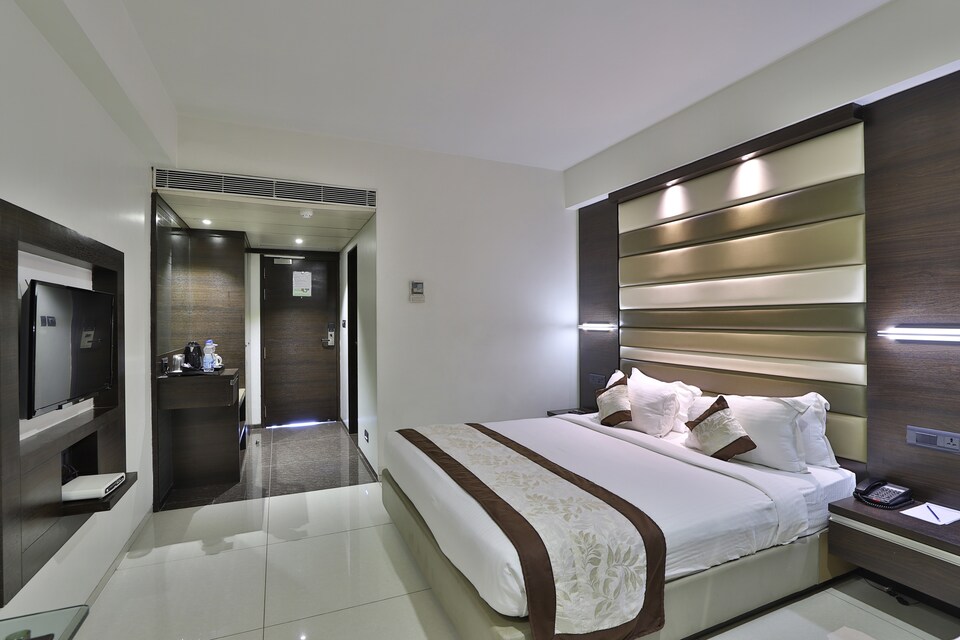 Palette - G Express, Kankaria-Maninagar Ahmedabad, Ahmedabad