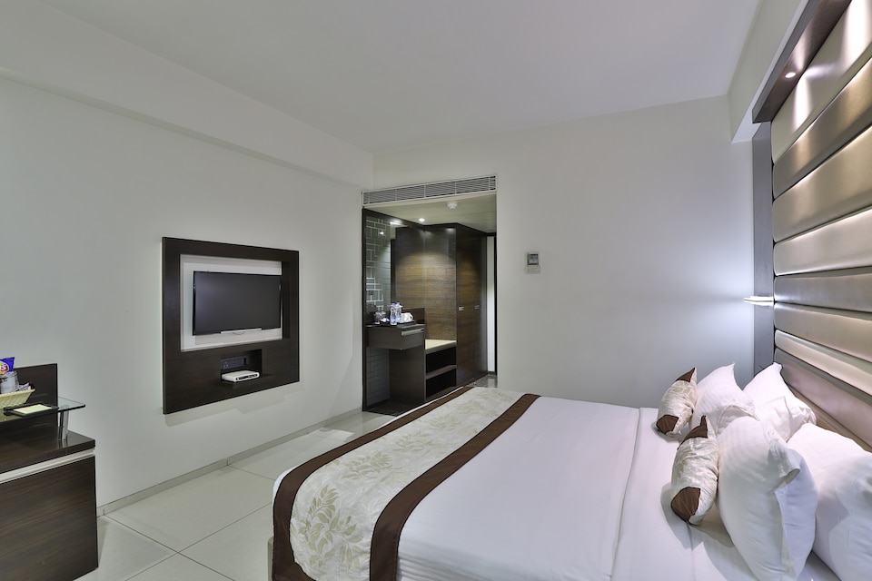 Palette - G Express, Kankaria-Maninagar Ahmedabad, Ahmedabad