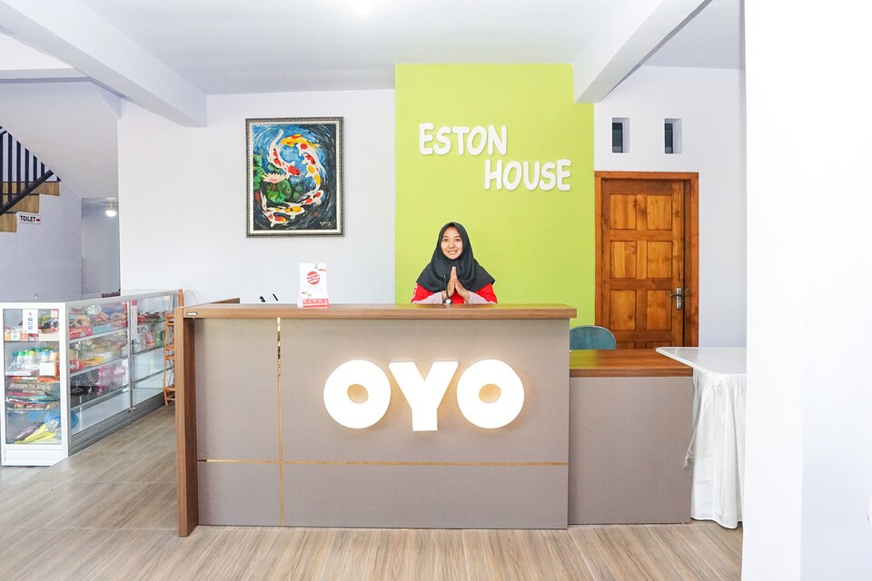 OYO 496 Eston House, Banyuwangi, Banyuwangi