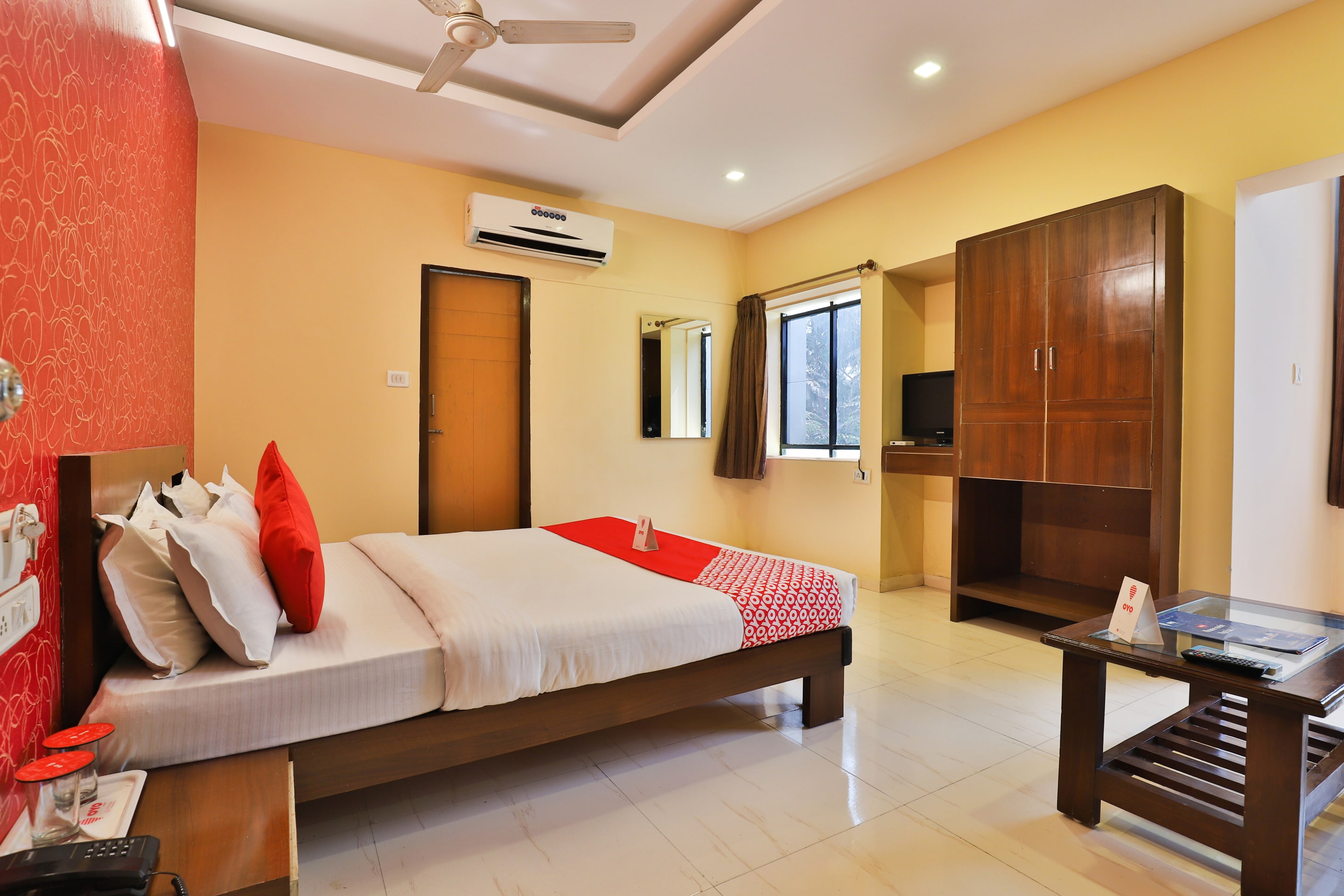 Hotels in Ellora Park, Vadodara Starting ₹585 Upto 60 OFF on 41