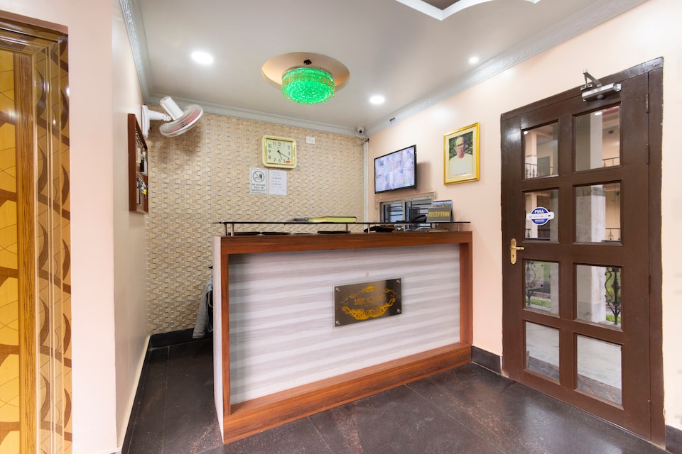 Capital O 30076 Baine Holidays, Shantiniketan, Shantiniketan