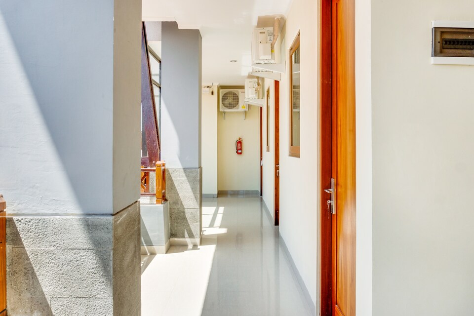 OYO 501 Elpeka Dua Residence, Halim, Jakarta