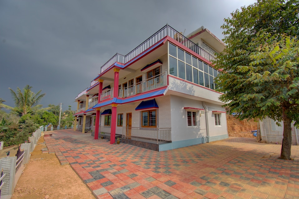 OYO Home 30097 Hillside 1BHK, Madikeri, Coorg