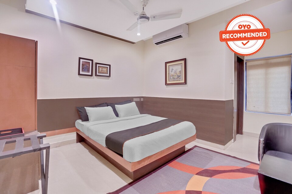 Collection O 30111 Hotel Miland Palace Cuttak Rd, Railway Station Bhubneshwar, Bhubaneswar