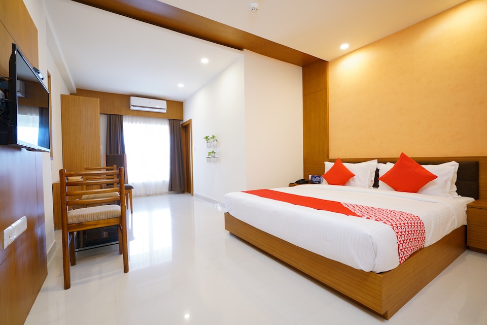 OYO 30137 Jawahar Tourist Home, Kothamangalam, Kochi