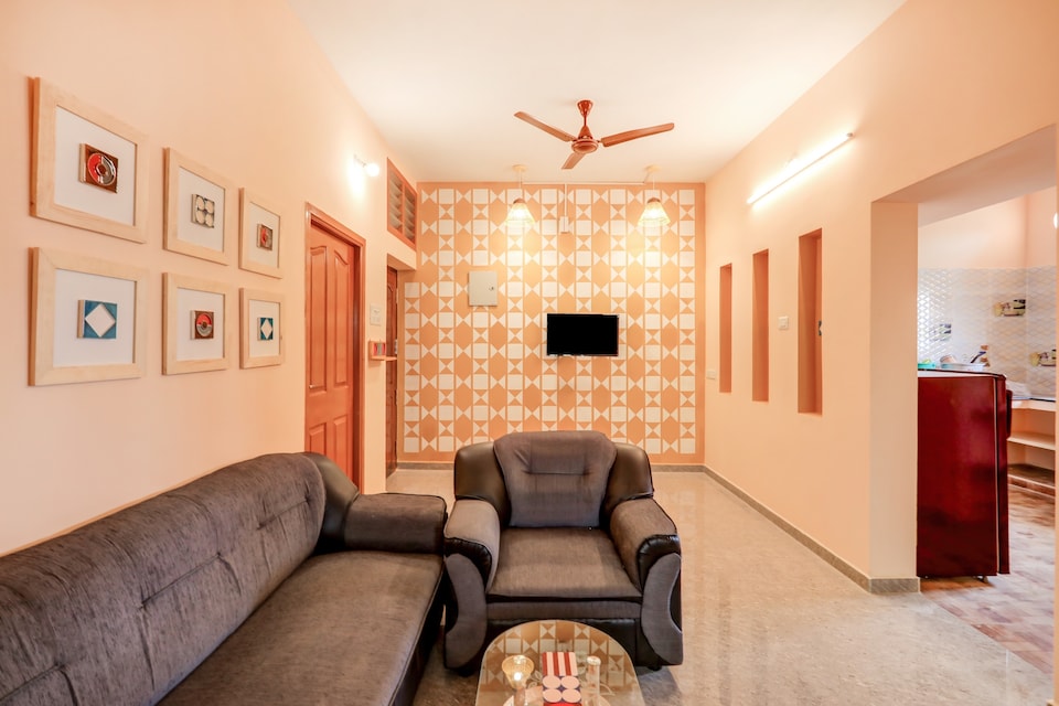 OYO Home 30143 Colourfull 2bhk Near Airport, Pondicherry City Centre, Pondicherry
