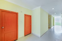 Super Hotel O Golden Hive Madhapur Near Shilparamam