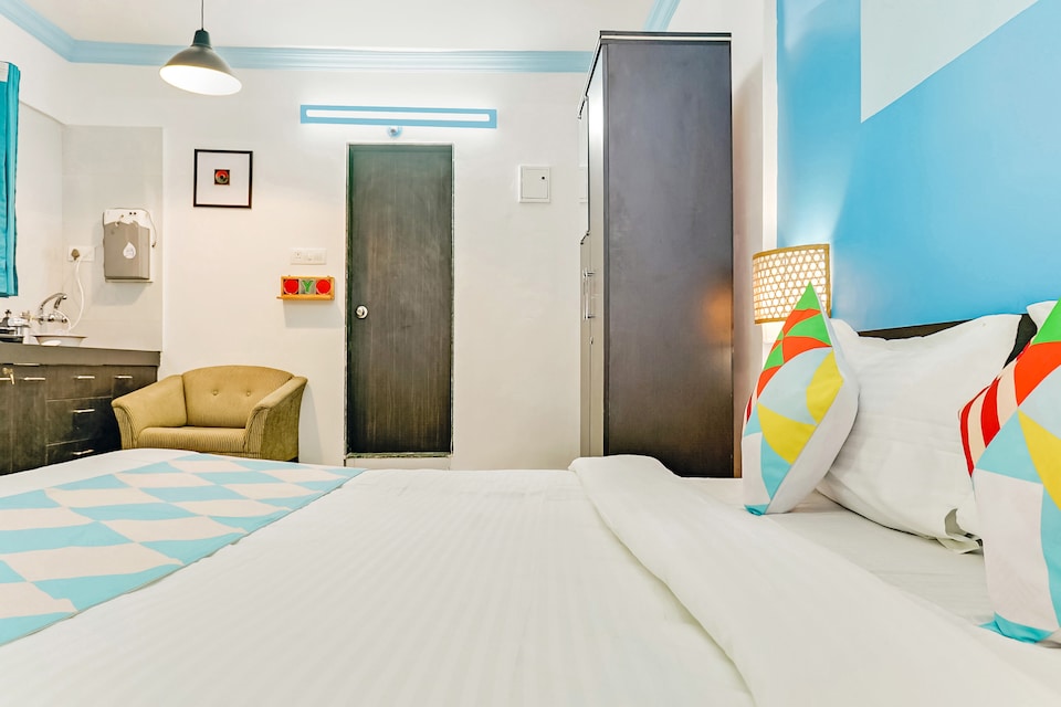 OYO Home 30168 Vibrant Studio Koregaon Park Annexe, Koregaon Park Pune, Pune