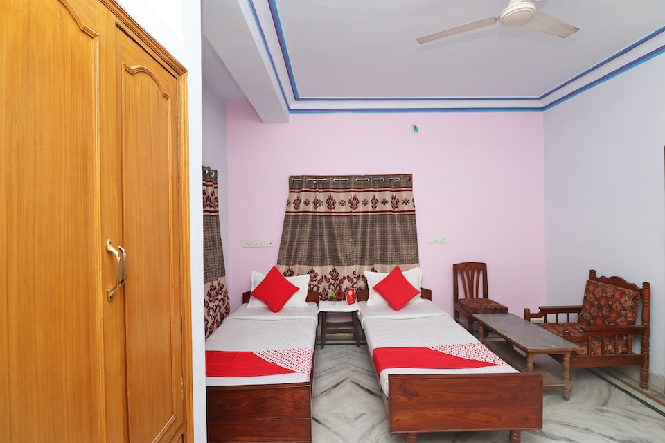 OYO 30180 Aadhya Residency, Mahabodhi Temple, Bodhgaya