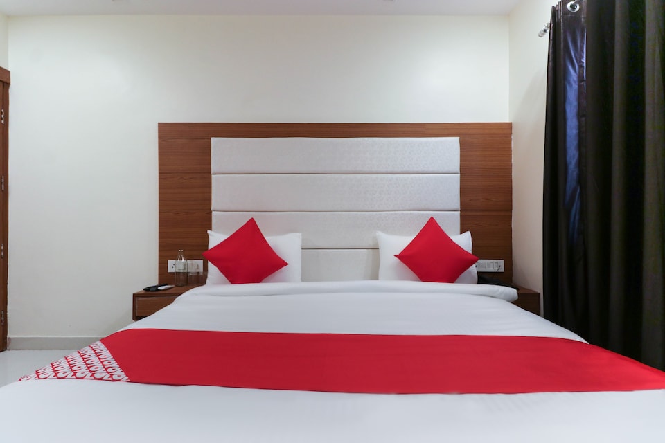 Collection O 30188 Yours Pacific, Chakrata Road Dehradun, Dehradun