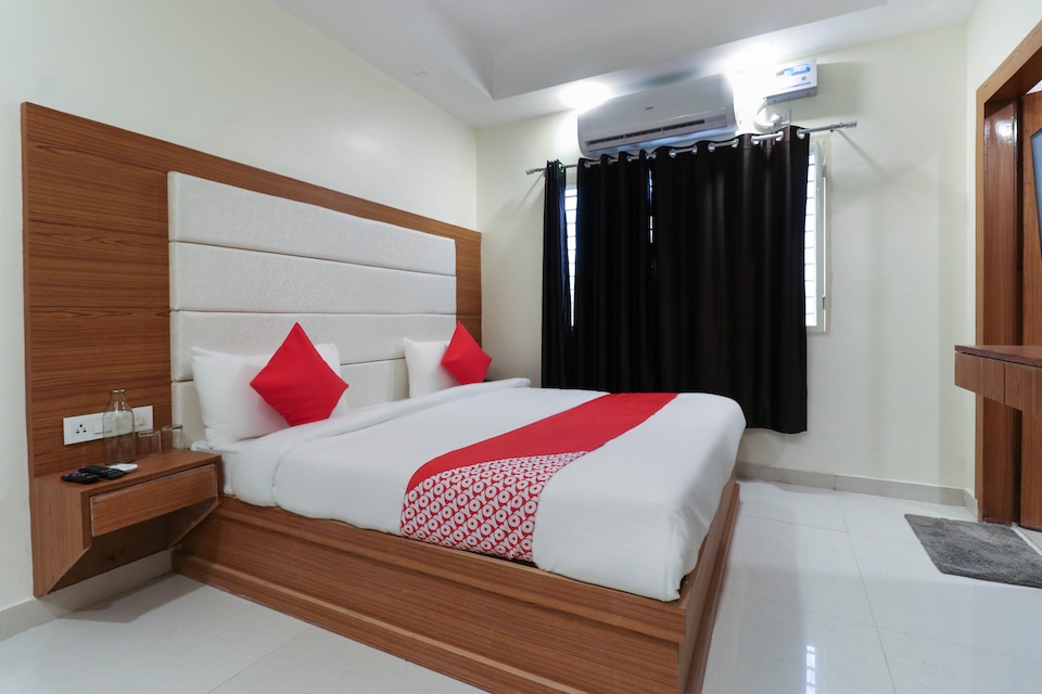 Collection O 30188 Yours Pacific, Chakrata Road Dehradun, Dehradun