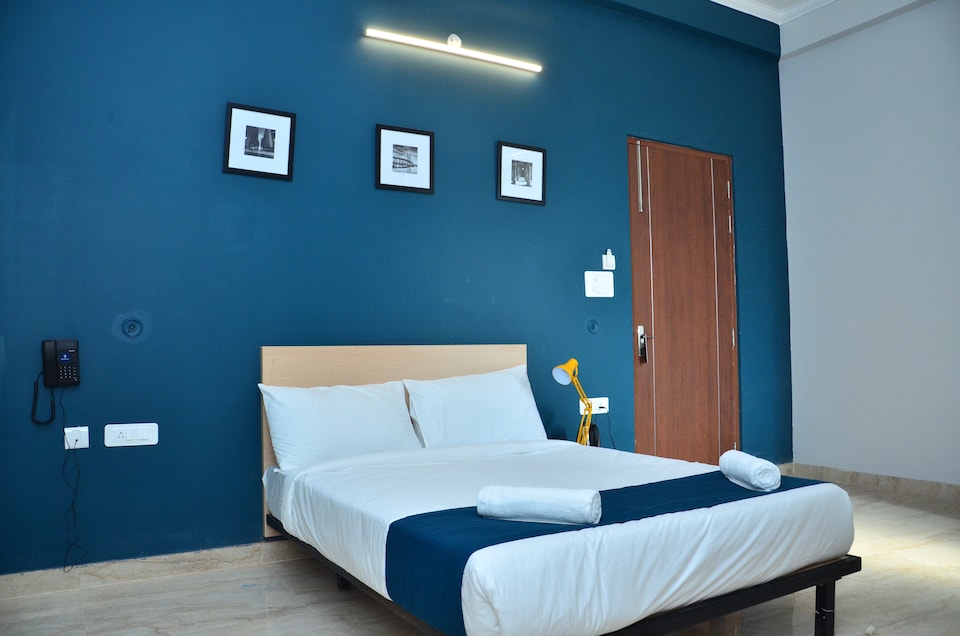 SilverKey Executive Stays 30195 Eldeco Green, Gomti Nagar Lucknow, Lucknow