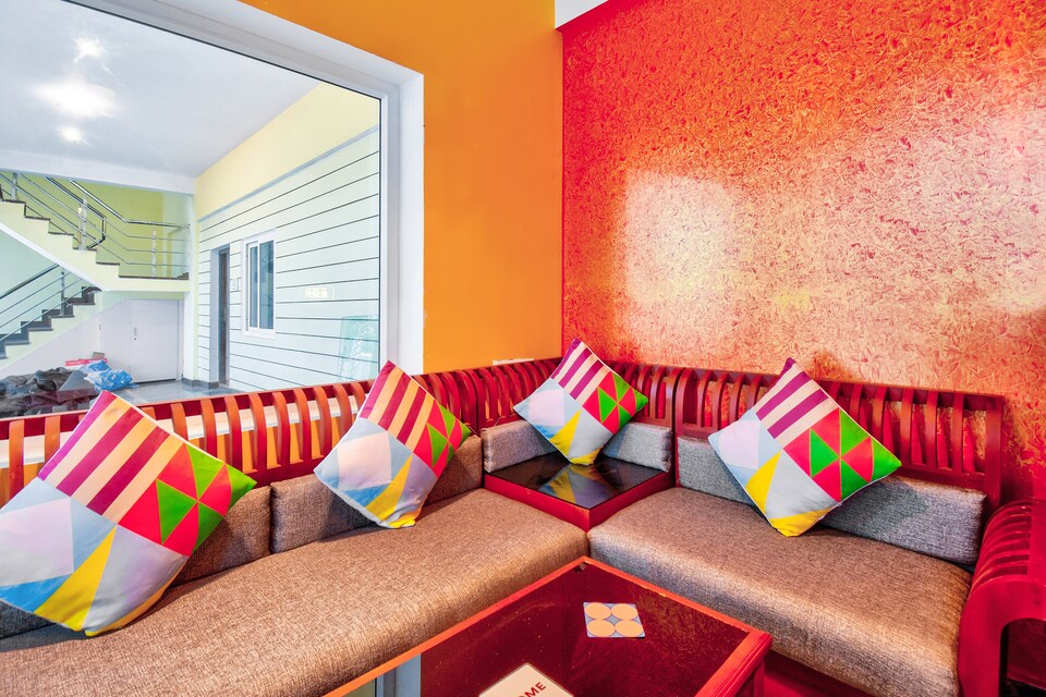 OYO Home 30205 Elegant Rose Garden, Charing Cross Ooty, Ooty