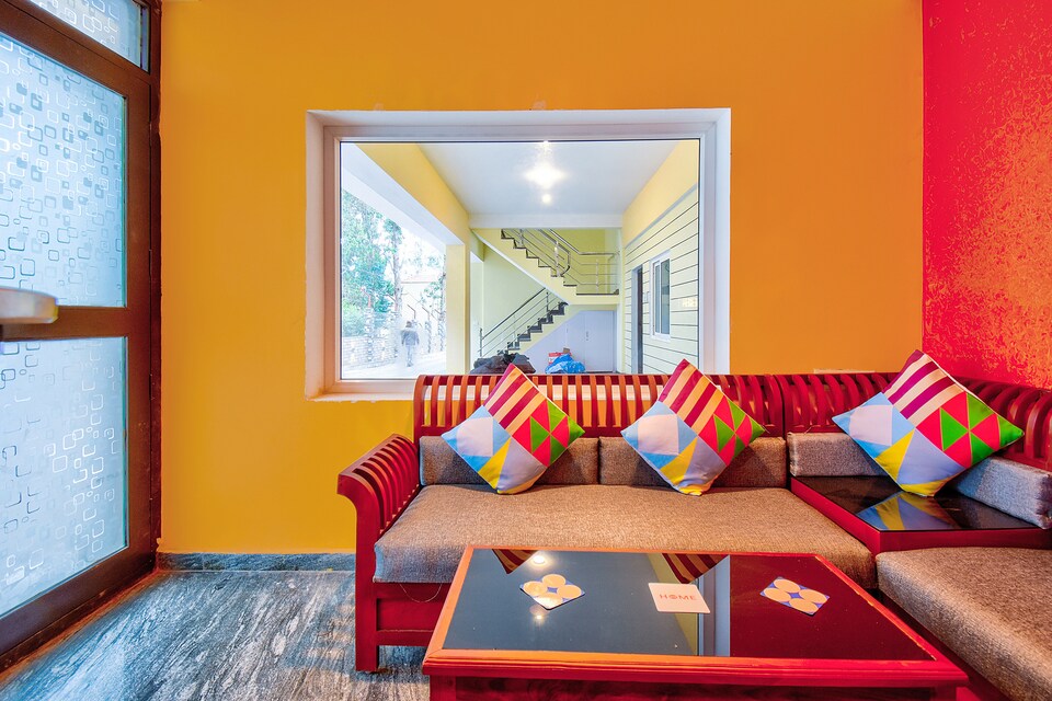 OYO Home 30205 Elegant Rose Garden, Charing Cross Ooty, Ooty