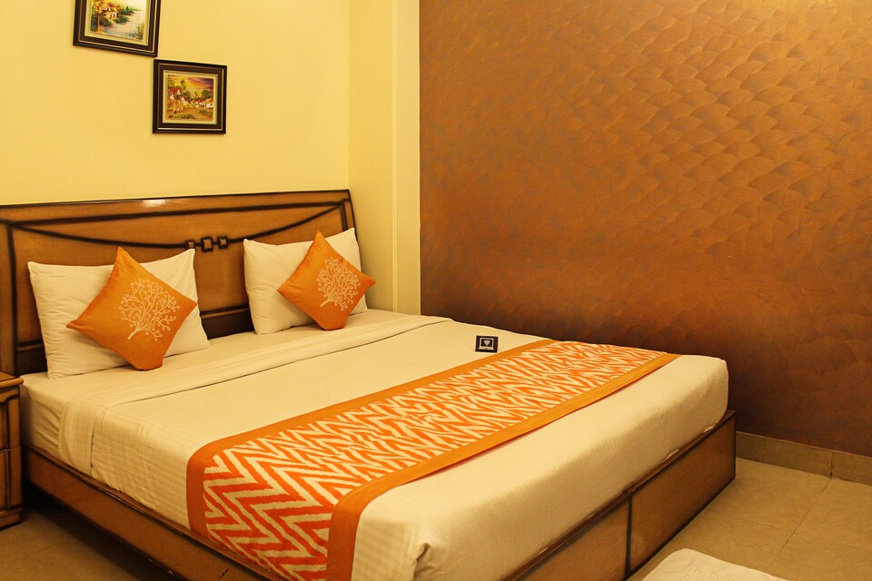 OYO 3451 Le Seasons, Airport Delhi, Delhi Transit