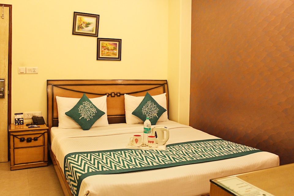 OYO 3451 Le Seasons, Airport Delhi, Delhi Transit