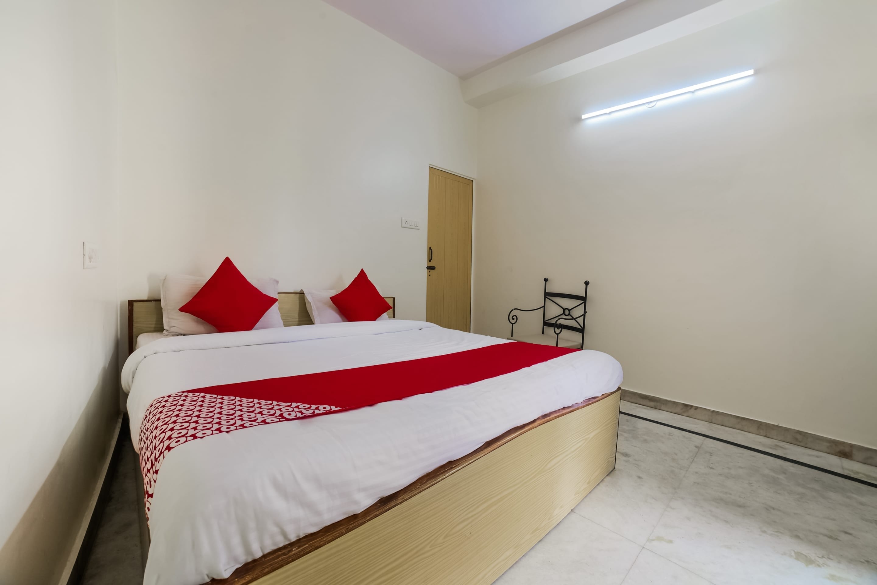 Couple Flagship Hotels in Malviya Nagar, Jaipur Couple Friendly Hotel