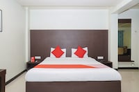 OYO Hotel Coconut Grove Near Lal Mahal