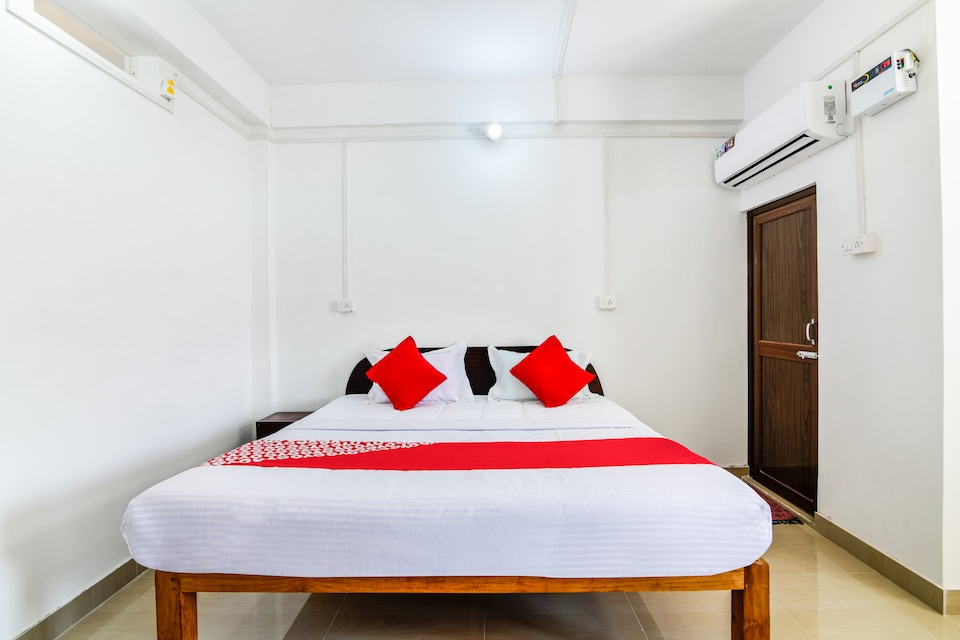 OYO 30238 Punjab Residency, Port Blair, Port-Blair