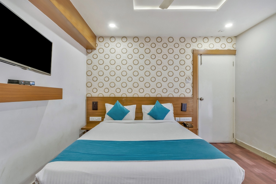live on BLR3495, Manyata Bangalore-II, Bangalore