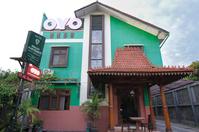 Hotel O near Alun-Alun Kidul formerly Ndalem Mantrijeron Hotel