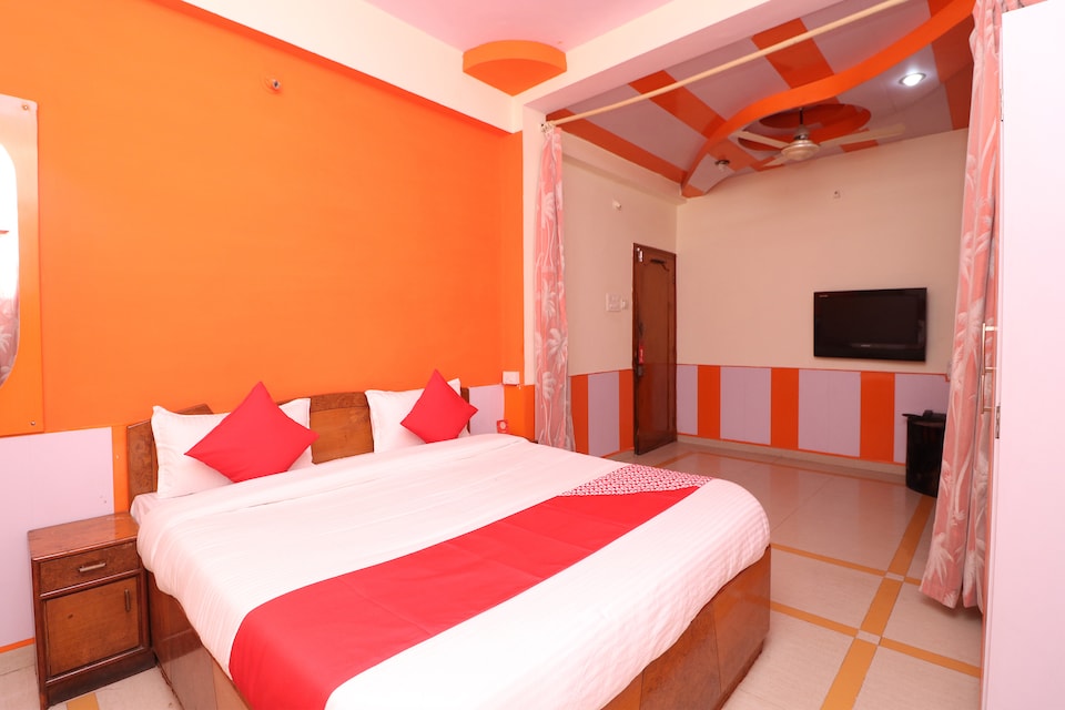 OYO 30250 Hotel Palash, Ratlam, Ratlam