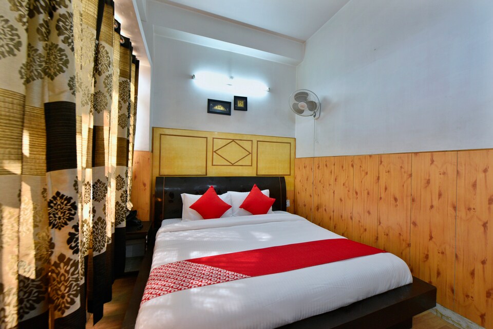 OYO 30252 Hotel East End, Chotta Shimla, Shimla