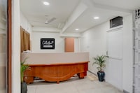 Collection O Vadodara Airport Formerly Milan Party Hall