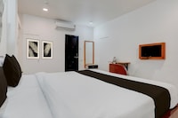 Collection O Vadodara Airport Formerly Milan Party Hall