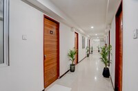 Collection O Vadodara Airport Formerly Milan Party Hall