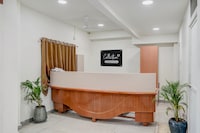 Collection O Vadodara Airport Formerly Milan Party Hall