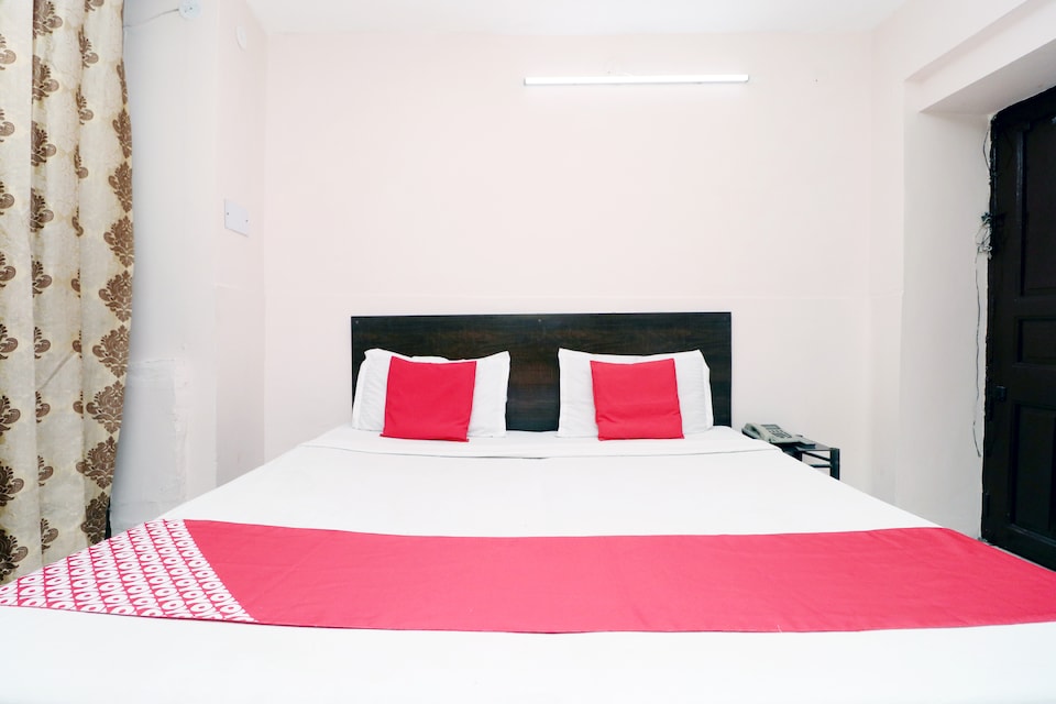 OYO 30274 Temple City Guest House, Golden Temple Road Amritsar, Amritsar