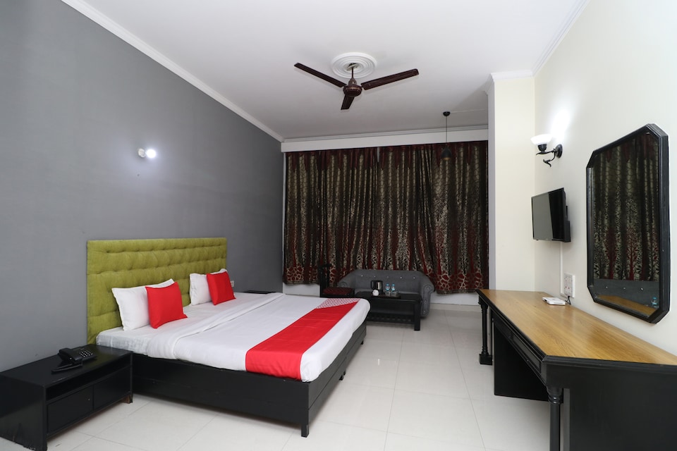 OYO 30283  Rix's Hotel And Resort, Ferozepur Road Ludhiana, Ludhiana