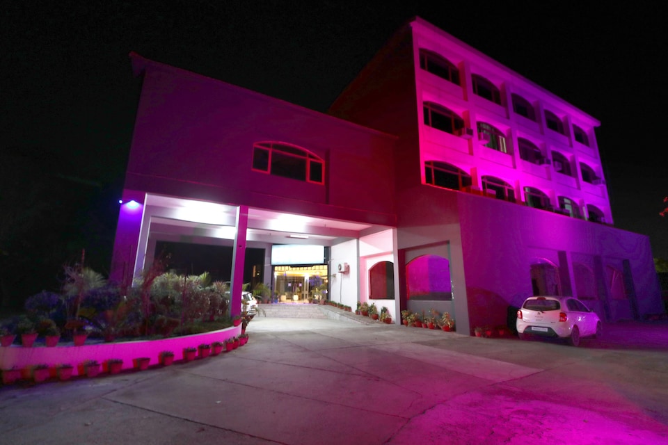 OYO 30283  Rix's Hotel And Resort, Ferozepur Road Ludhiana, Ludhiana