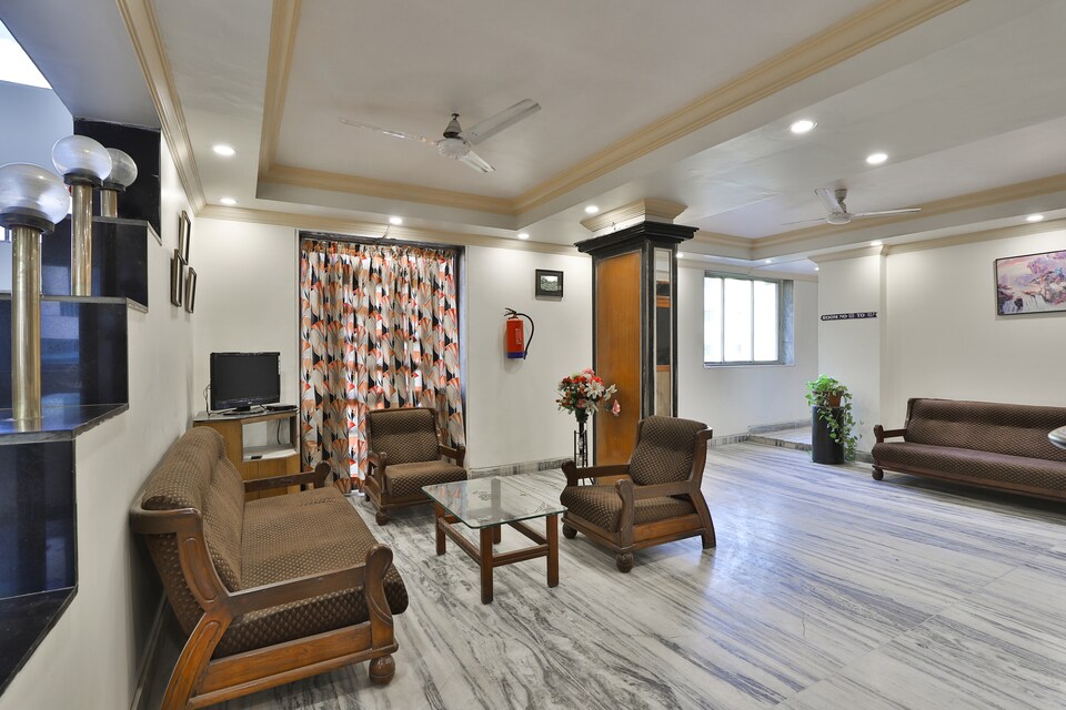 OYO 30296 Hotel Sha-inn, Railway Station Ankleshwar, Ankleshwar