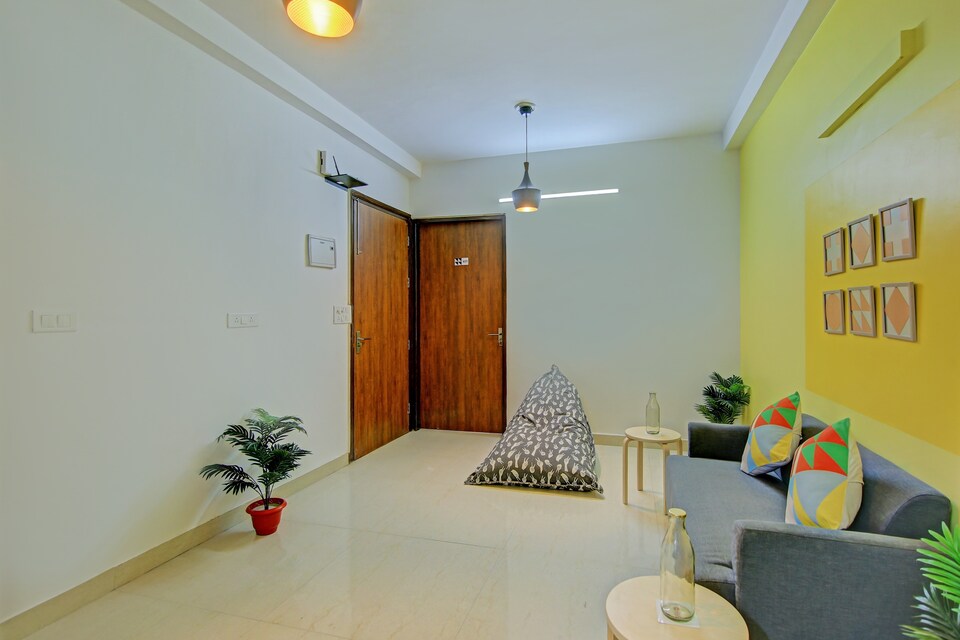 OYO Home 30298 Smart Designer Stay, Dwarka Delhi, Delhi