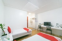 OYO 150 Davao Airport View Hotel